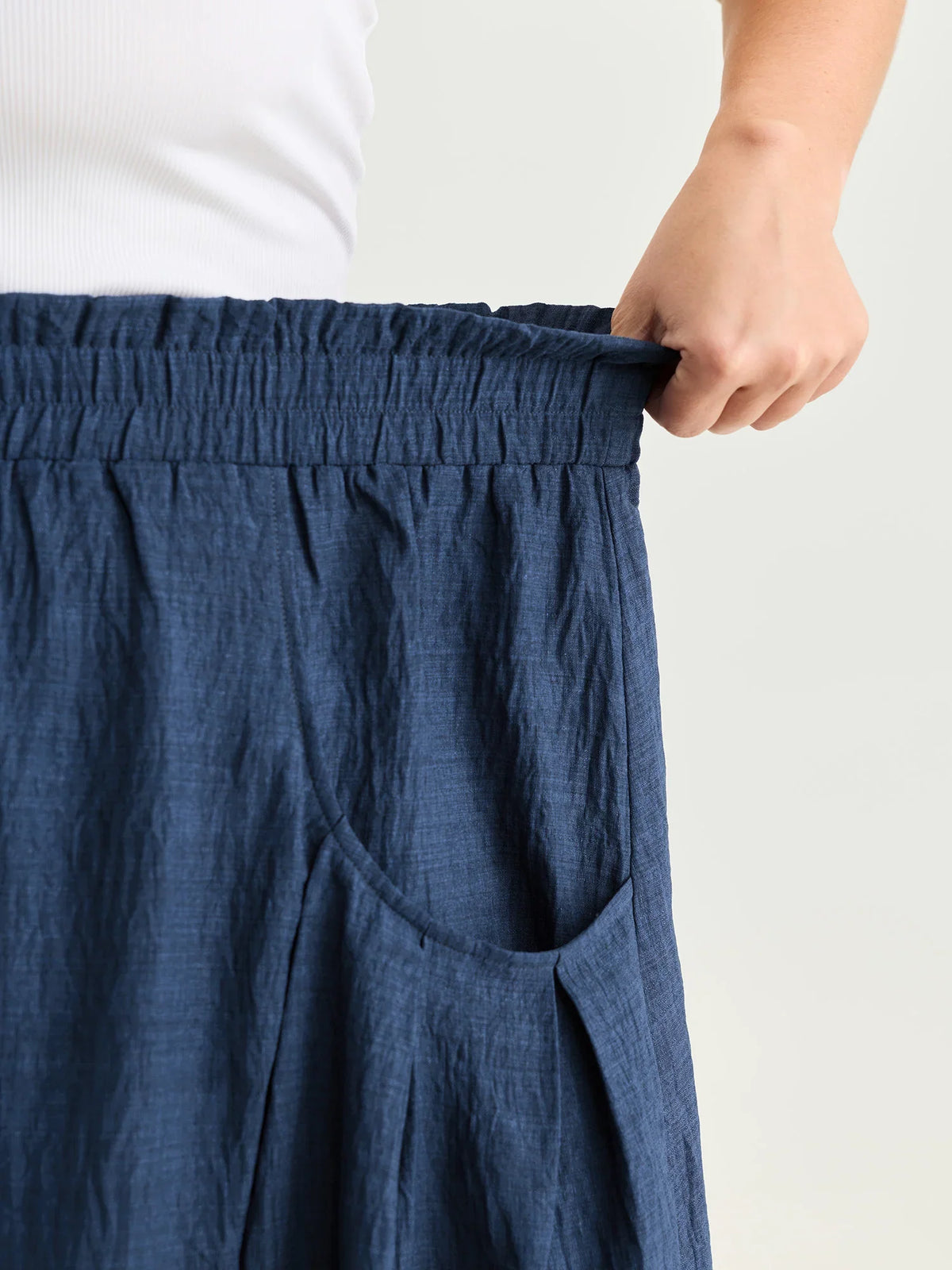 Navy Elastic Waist Midi Skirt with Pockets